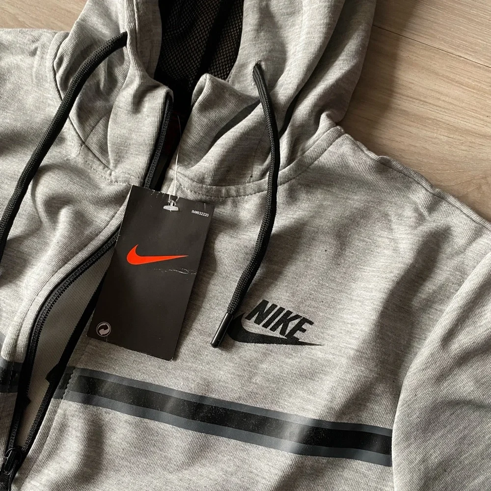 Grey Nike set - Picture 3 of 14